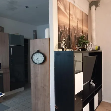 Eine Wohnung Mit Privatem Eingang شقة