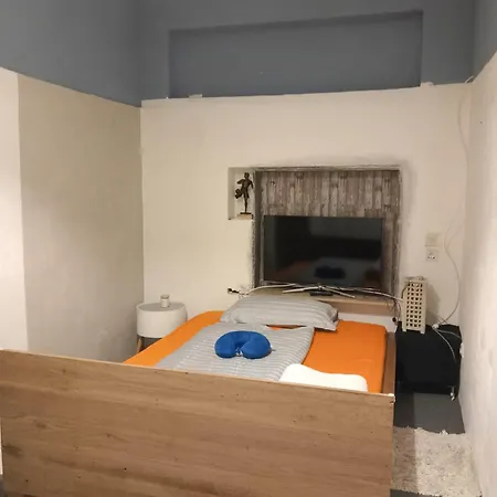 Eine Wohnung Mit Privatem Eingang شقة *
